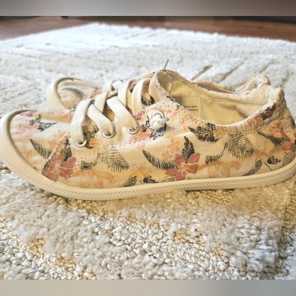 Mad Love slip on sneaker - Picture 3 of 6